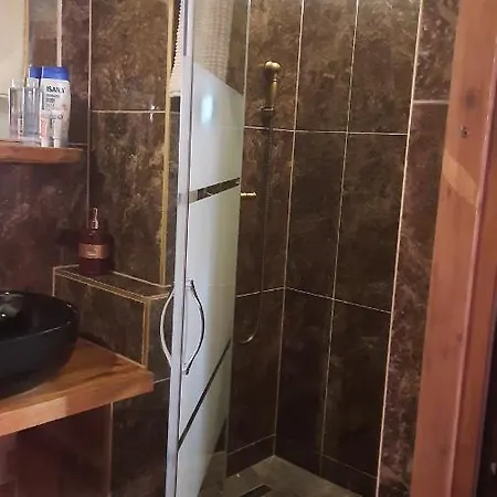 Kontra Szallashely Privatunterkunft