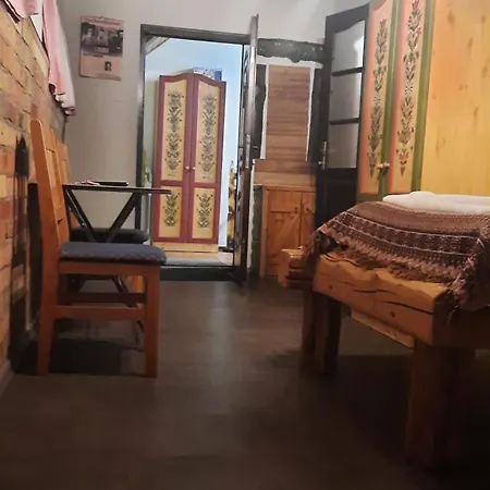 Kontra Szallashely *
