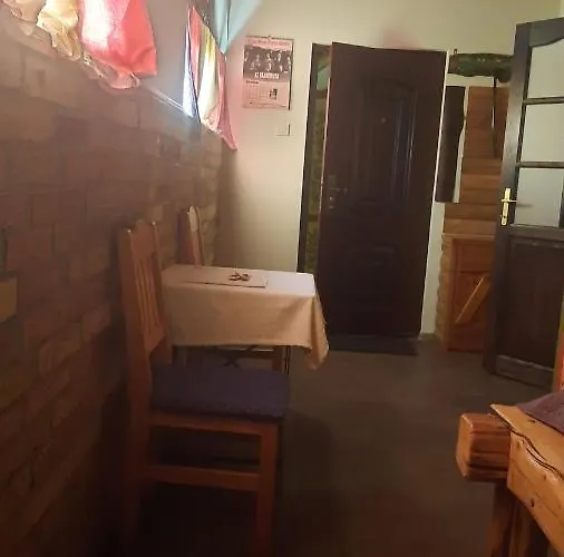 Kontra Szallashely Privat bolig *